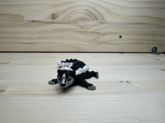 Articulating Skunk – A Stink-Free, Poseable Pal