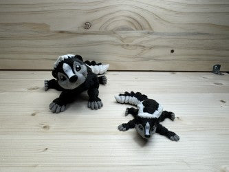 Articulating Skunk – A Stink-Free, Poseable Pal