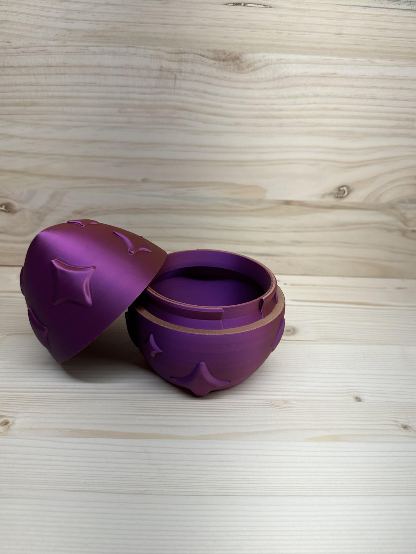 Atria the dragon with a custom egg