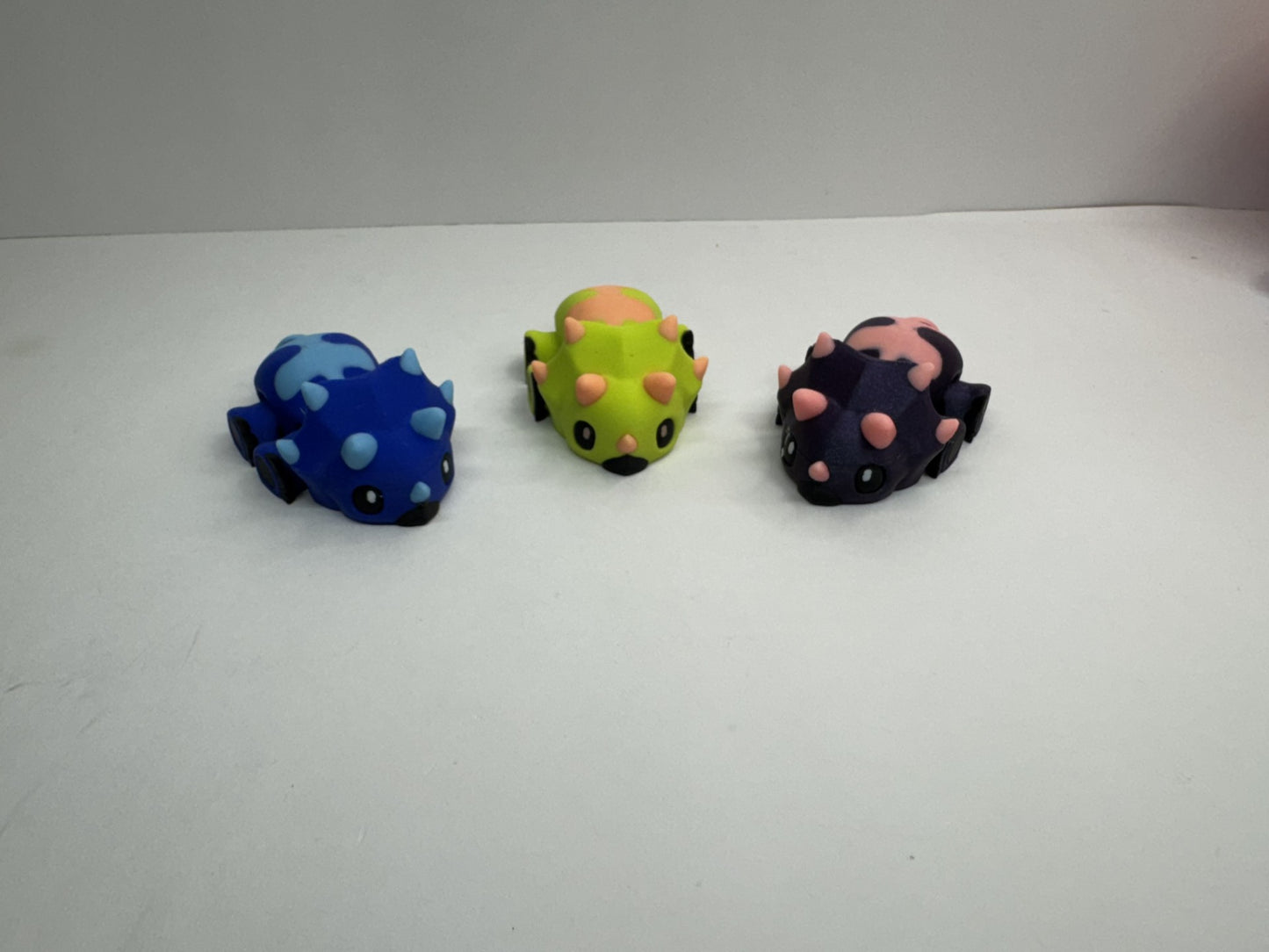 Large glow Triceratops Flexi Friend