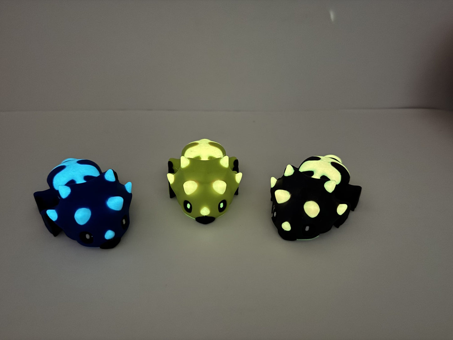 Large glow Triceratops Flexi Friend